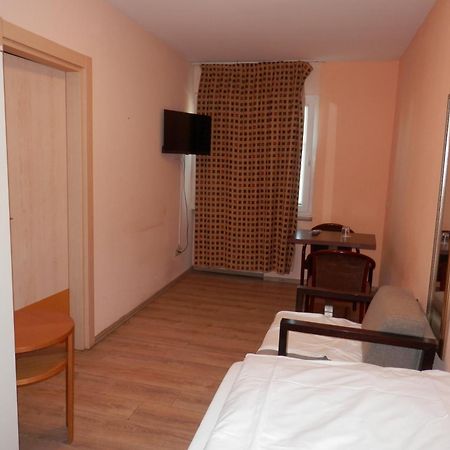 Relax Hotel-Ludwigshafen المظهر الخارجي الصورة