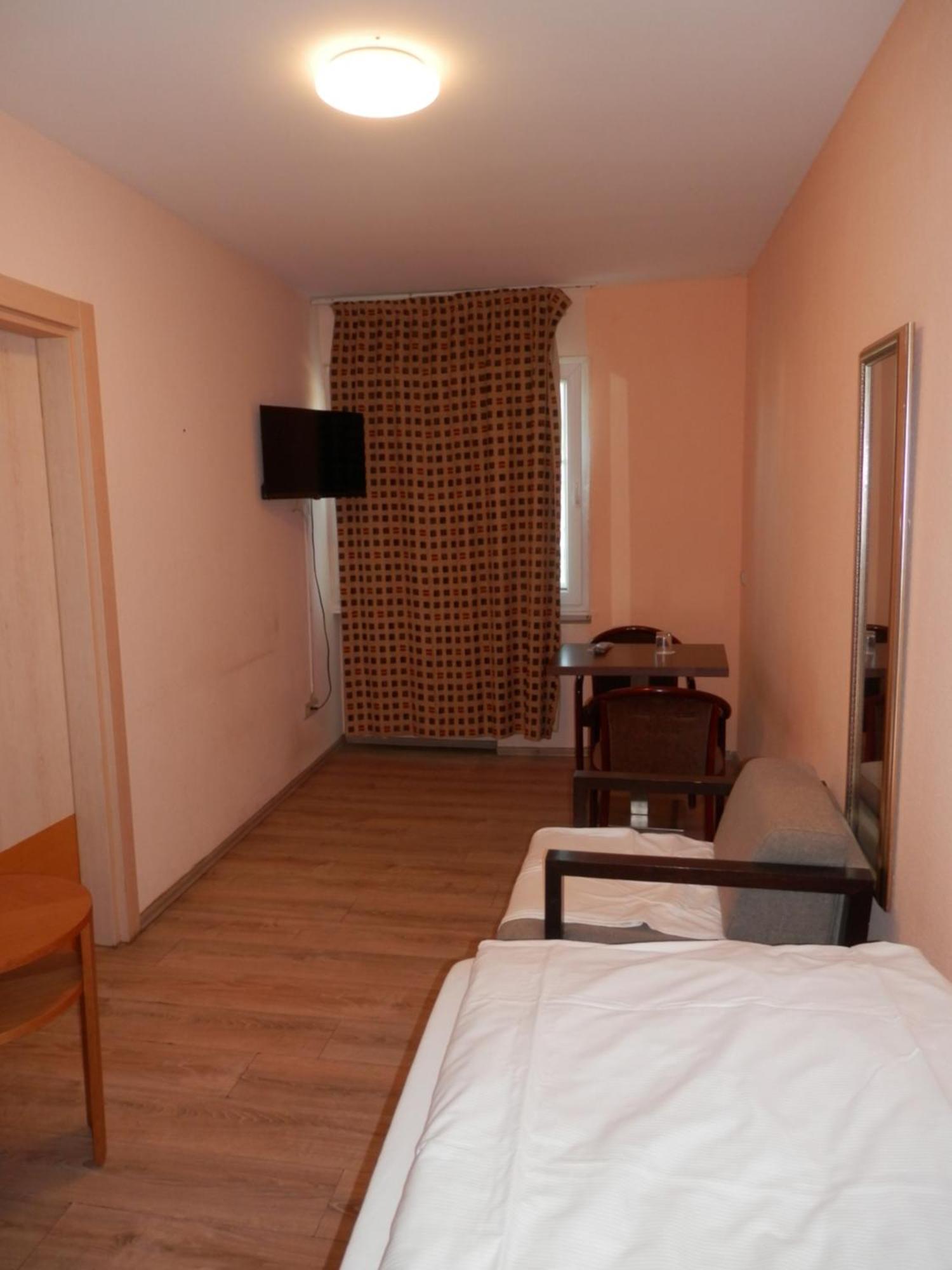 Relax Hotel-Ludwigshafen المظهر الخارجي الصورة